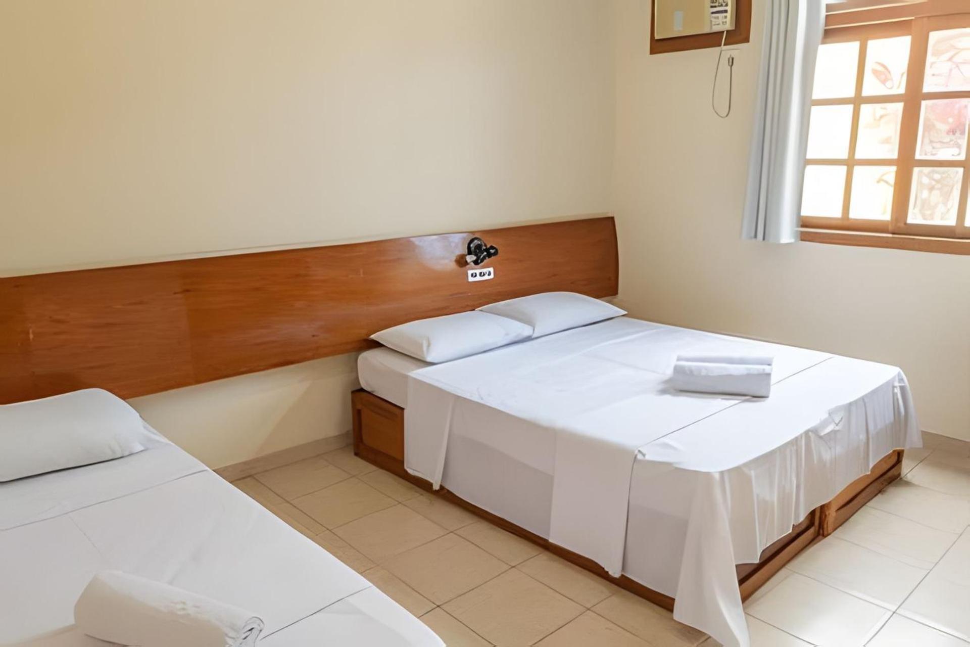 Em Frente A Praia De Taperapuan; Piscina; 1 Quarto; Wifi 300 Mbs; Estacionamento Gratuito 1 Veiculo بورتو سيغورو المظهر الخارجي الصورة